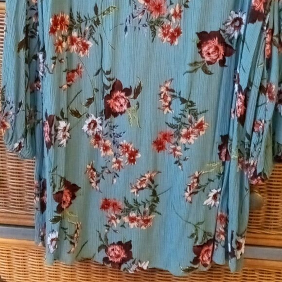 Gorgeous Suzanne Betro Women's XL Floral Boho Tassel Tie Tunic Top - Picture 4 of 13